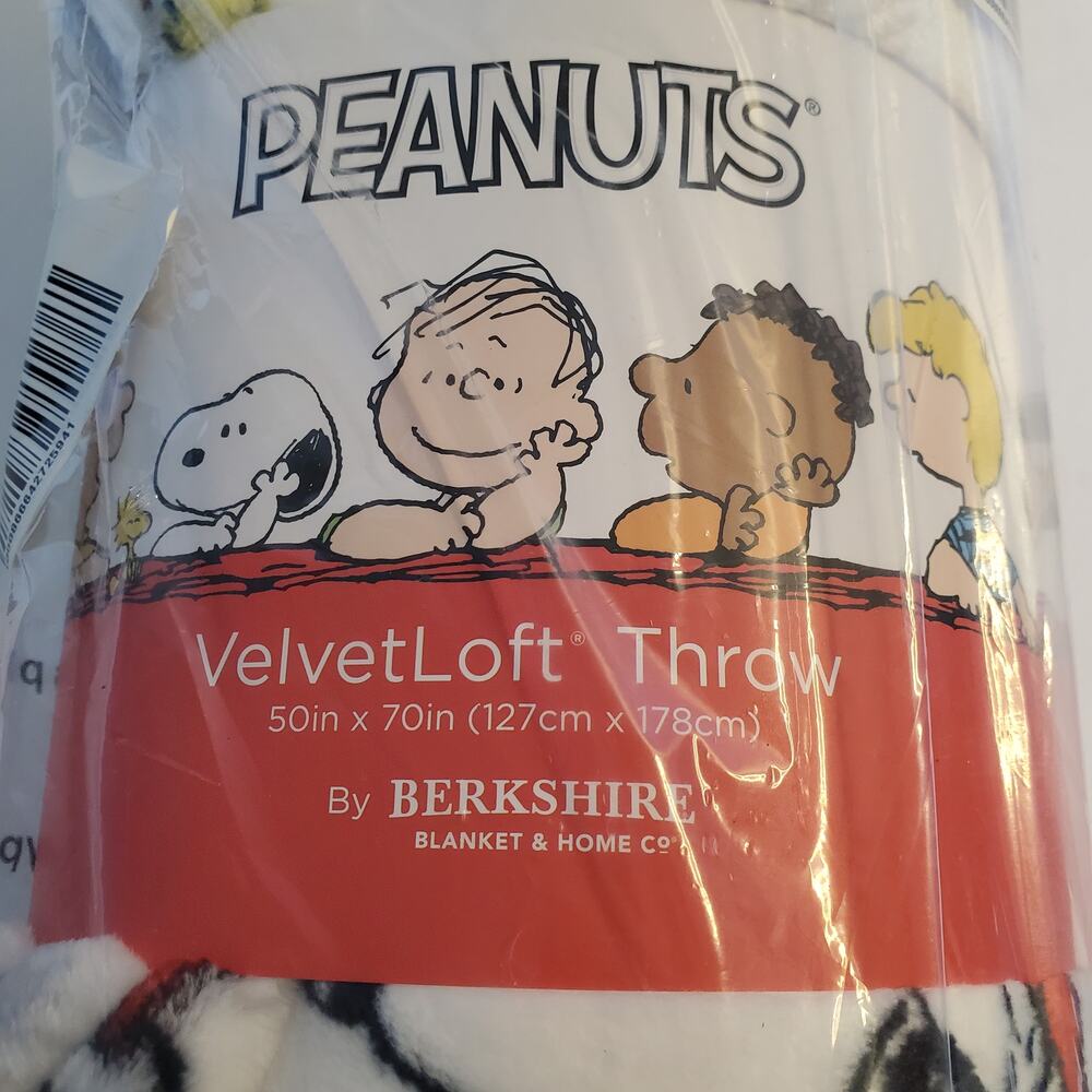 New Peanuts Snoopy Woodstock Fleece Throw 50x70 Christmas White Gray Plaid - Picture 2 of 9